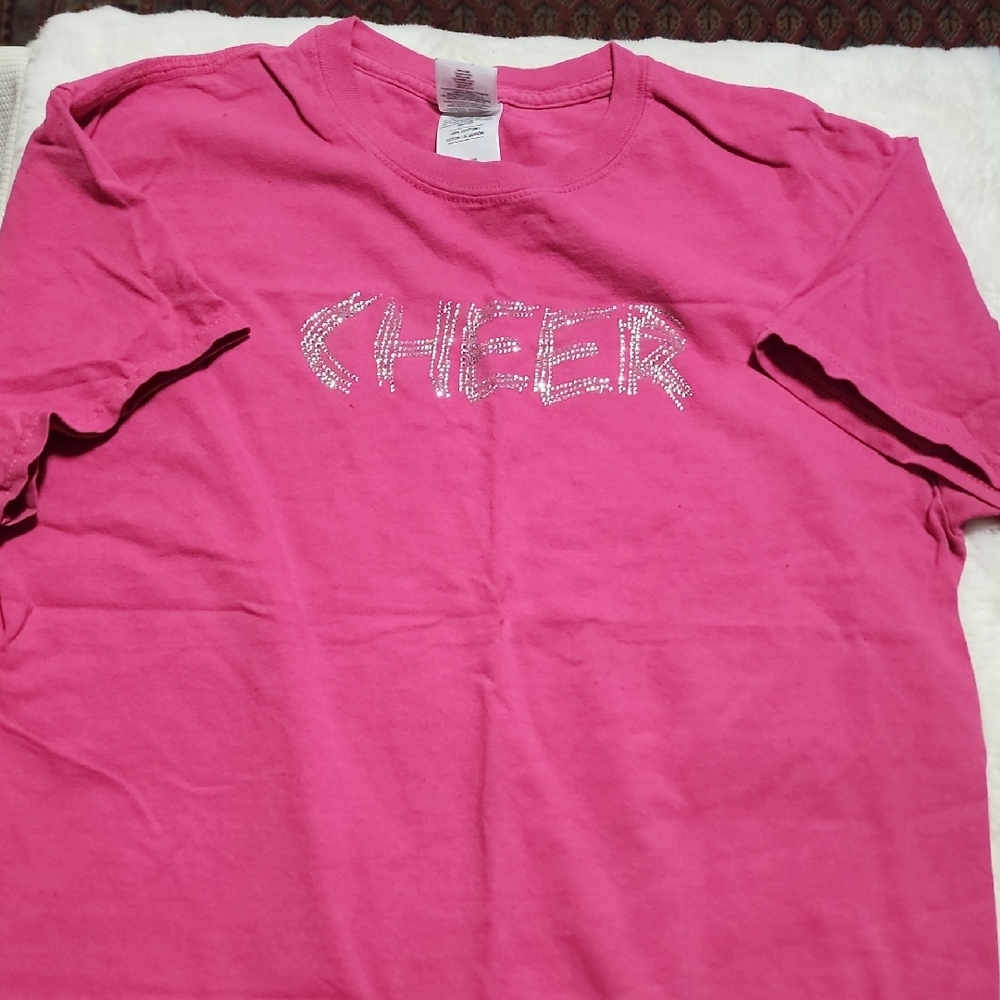 Gildan Pink Cheer Womens T-Shirt.  Size MEDIUM .